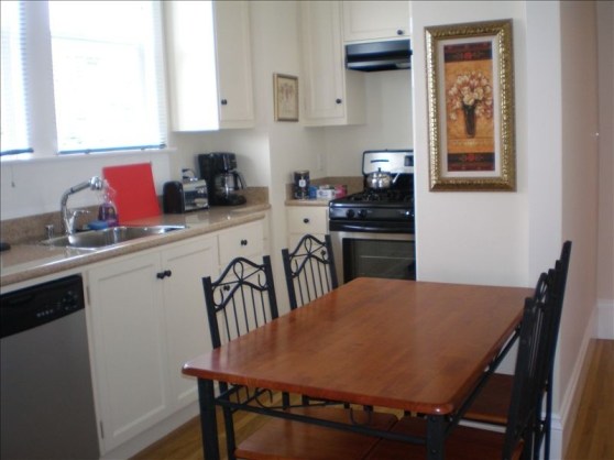 ab6b6b0f-5da0-4597-bcb9-256cdb1d644a.1.10